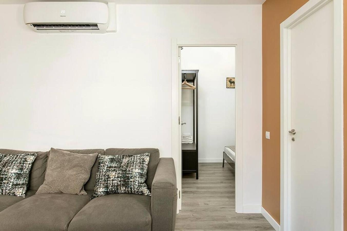 Ferienwohnung Cozy&New With Terrace L’Hospitalet de Llobregat Exterior foto