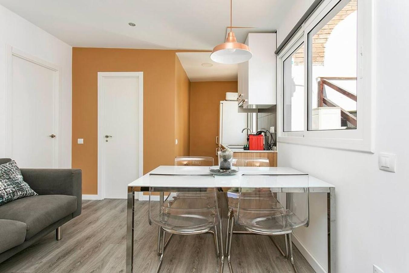 Ferienwohnung Cozy&New With Terrace L’Hospitalet de Llobregat Exterior foto